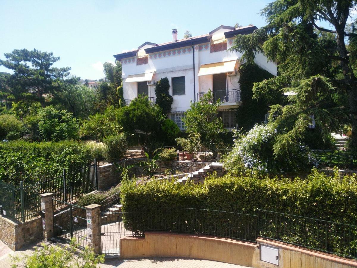 Cà De Rossana Bed&Breakfast Sanremo Ngoại thất bức ảnh
